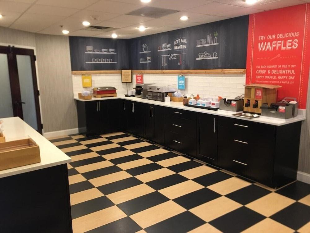 Holiday Inn Express - Newark Airport - Elizabeth By Ihg Kültér fotó